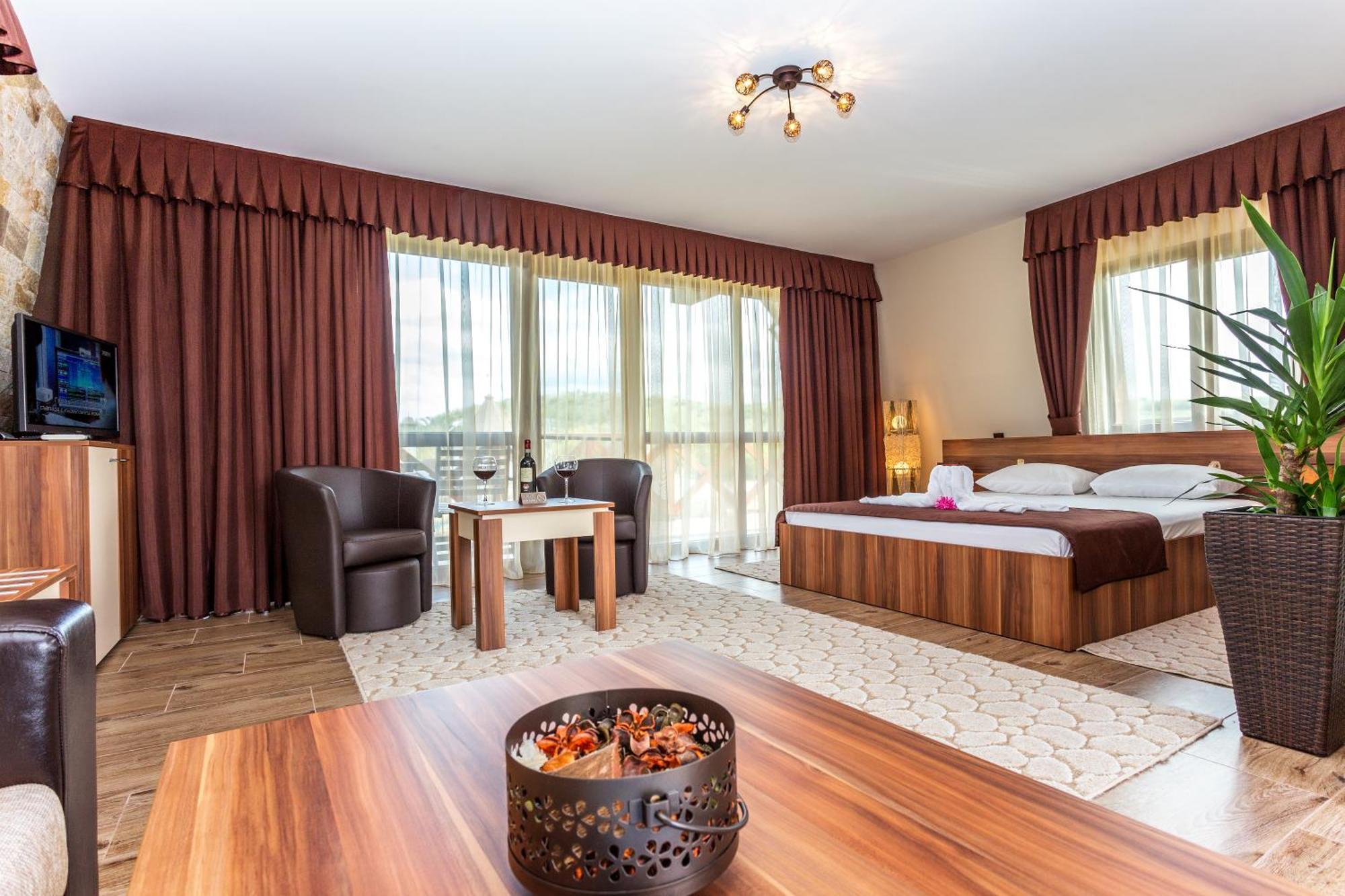 The Wind Mills Hydropark Hotel Gorna Malina Ruang foto