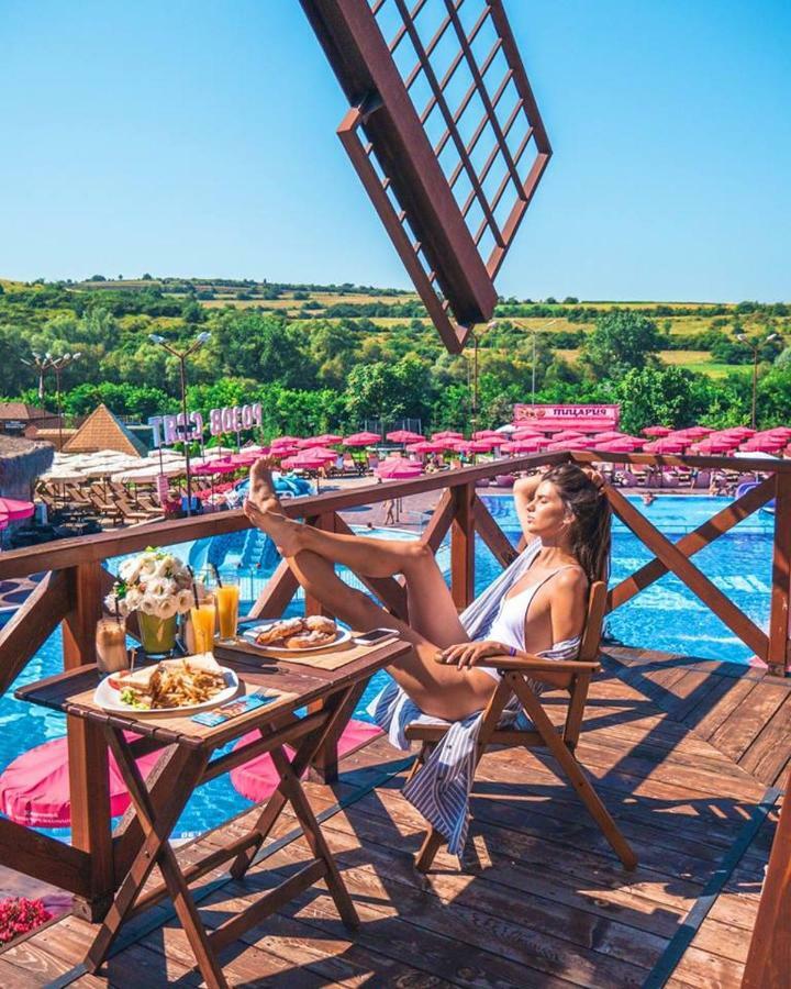The Wind Mills Hydropark Hotel Gorna Malina Bagian luar foto