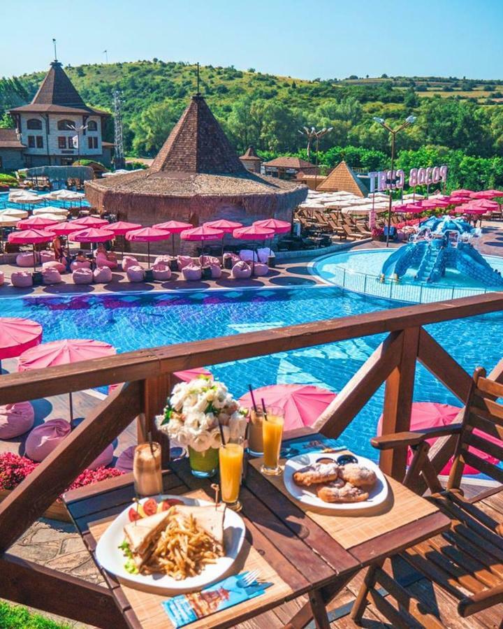 The Wind Mills Hydropark Hotel Gorna Malina Bagian luar foto